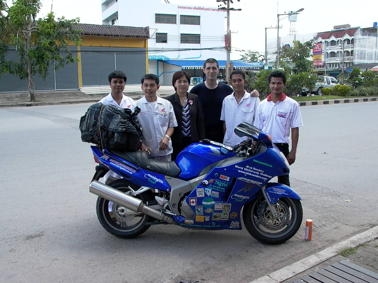 Thialand Graham Saunders Around The World